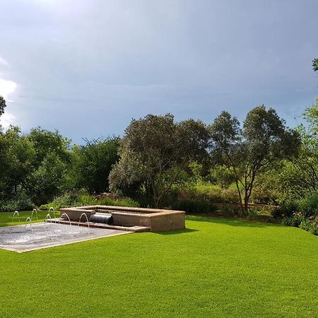 Esther'S Country Lodge Hekpoort Екстериор снимка