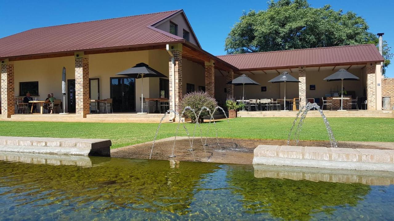 Esther'S Country Lodge Hekpoort Екстериор снимка